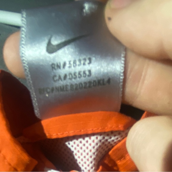 i got it thrifting & i can’t style it to it’s abilities - Picture 2 of 2